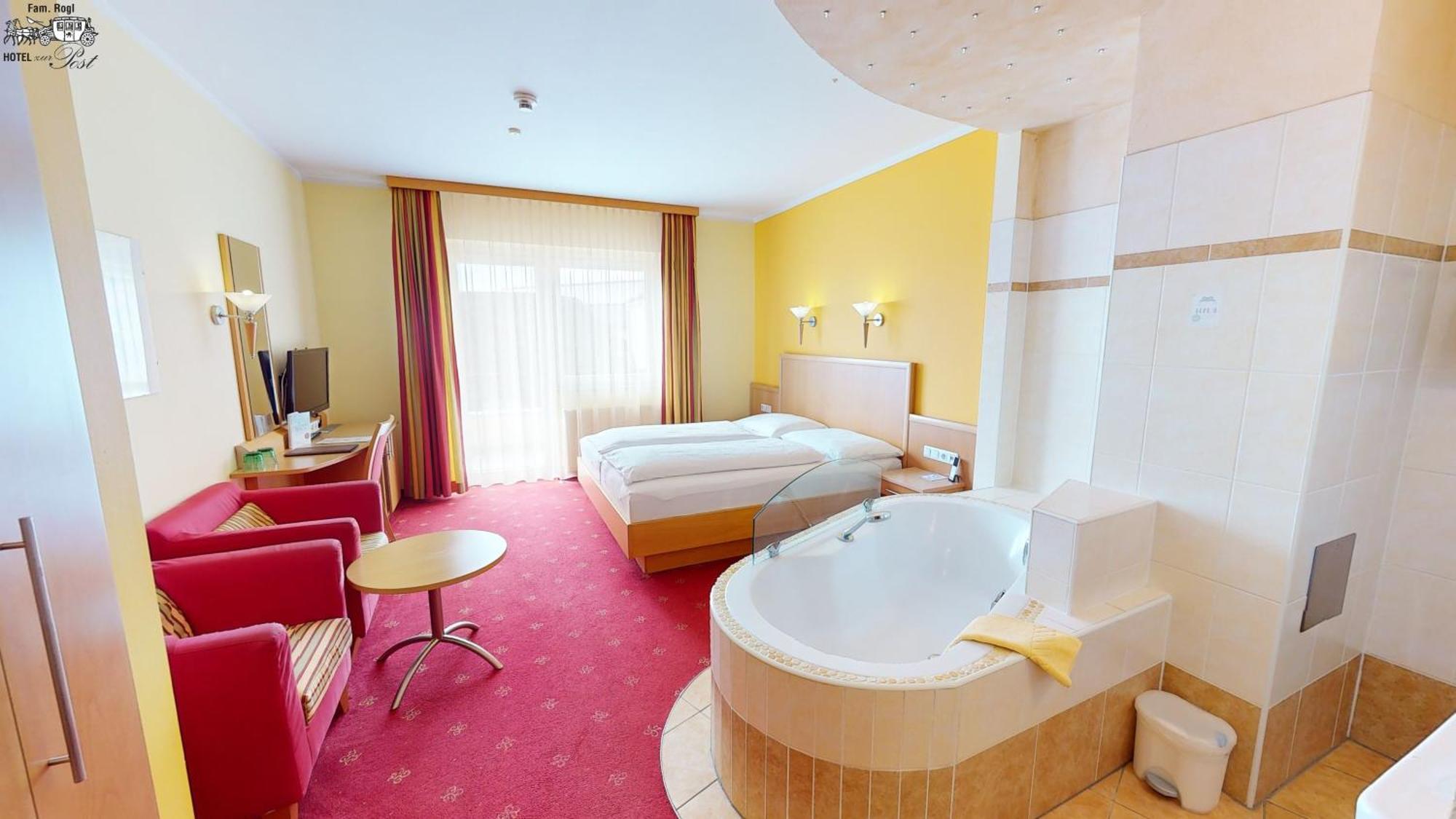 Hotel Zur Post Санкт Валентин Стая снимка