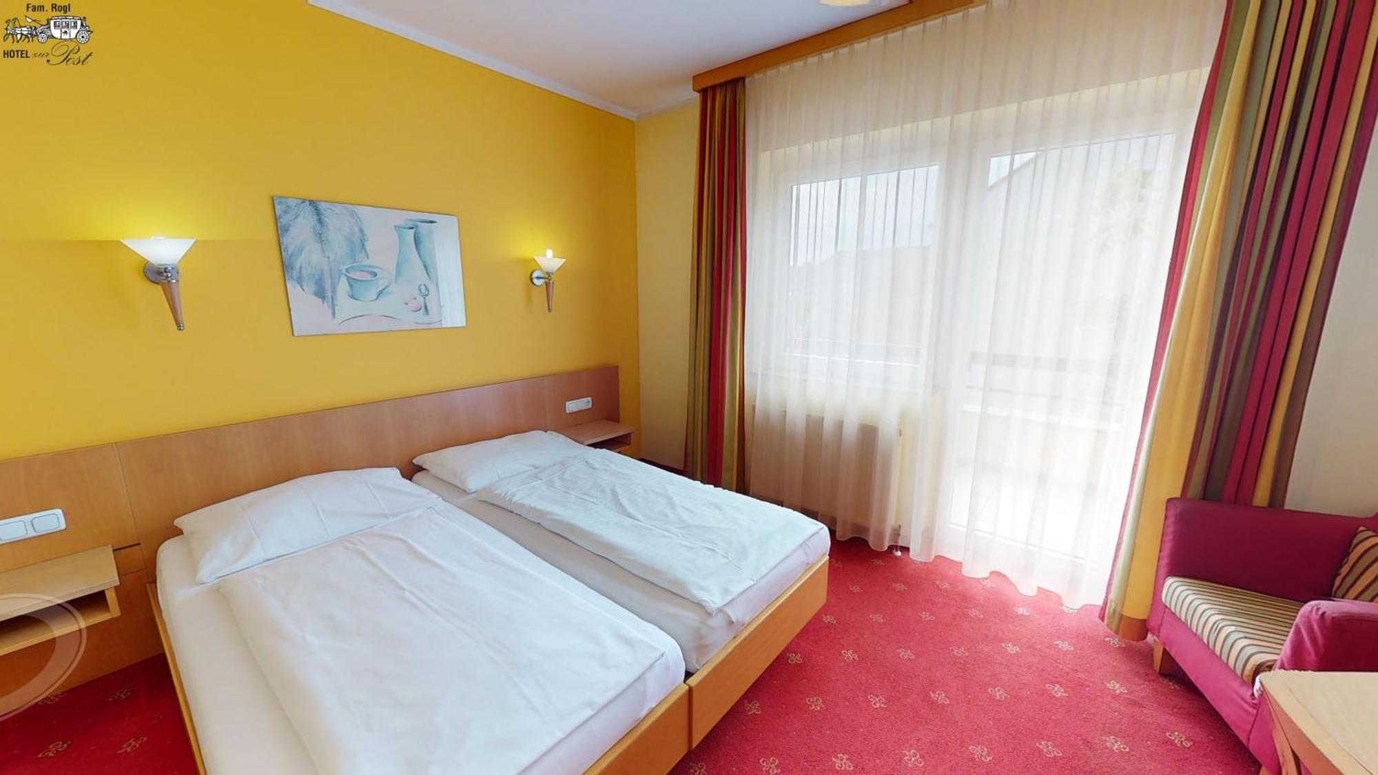 Hotel Zur Post Санкт Валентин Екстериор снимка